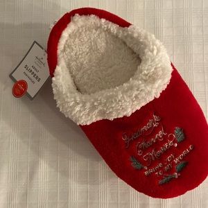 Hallmark Channel Adult Christmas 🎄 slippers ‘Hallmark Channel Movies’ 🎥